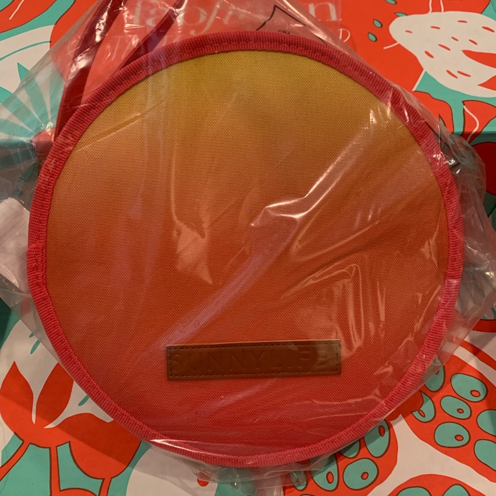 FabFitFun Sunny Life Picnic Set for 2